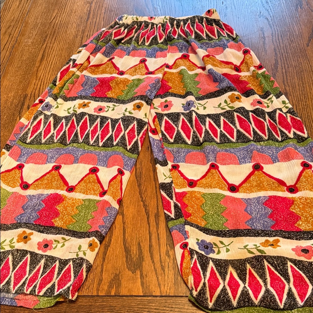 French Connection Multicolor Patterned Cropped Pants - Picture 4 of 7